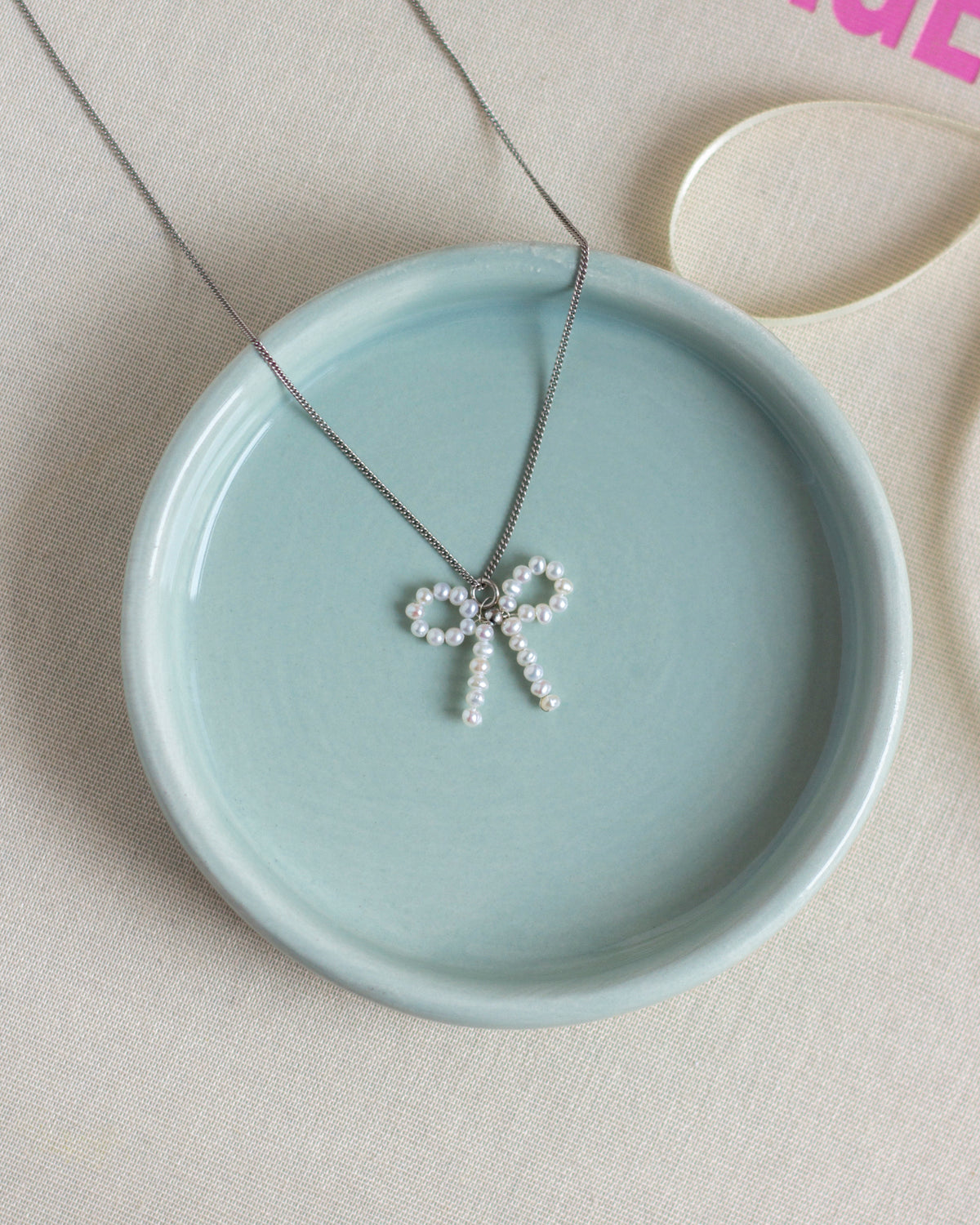 【Monday Edition】24SS PEARL BOW SILVER NECKLACE Pearl Bow Necklace – paeoni colors